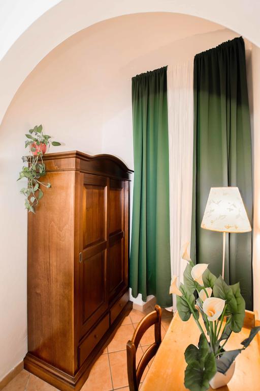 Quattro Cantoni R-Home Ρώμη Δωμάτιο φωτογραφία